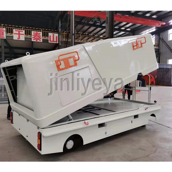 保定重点单位多功能装备车